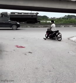Thanh niên ngang nhiên quay clip xe độ để quảng cáo: Cái kết không lường trước!