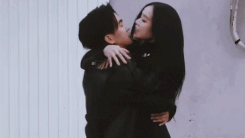 Nam rapper từng đi bán vé số, cưới mẹ đơn thân 2 con: Từng chia tay trong im lặng, bí mật yêu lại không ai hay