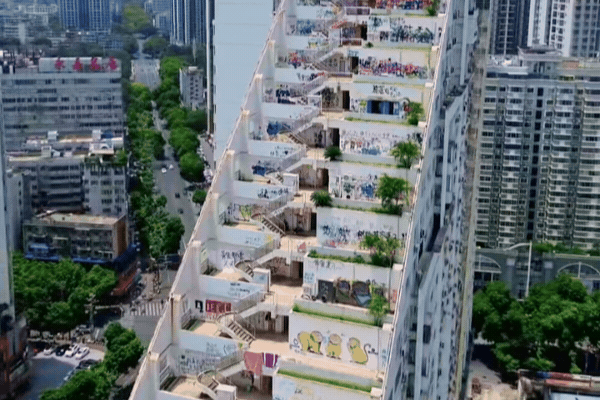 Pháp sư Trung Hoa xây cao ốc như chơi xếp hình, hoa mắt chóng mặt thế mà lại hay