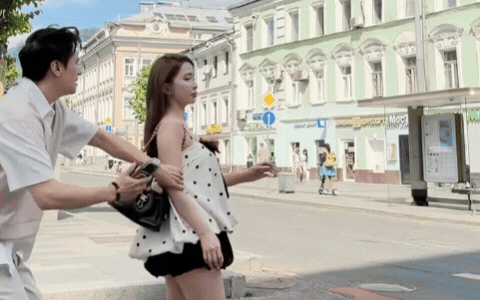 Quỳnh Nga đính chính về thông tin hẹn hò Việt Anh