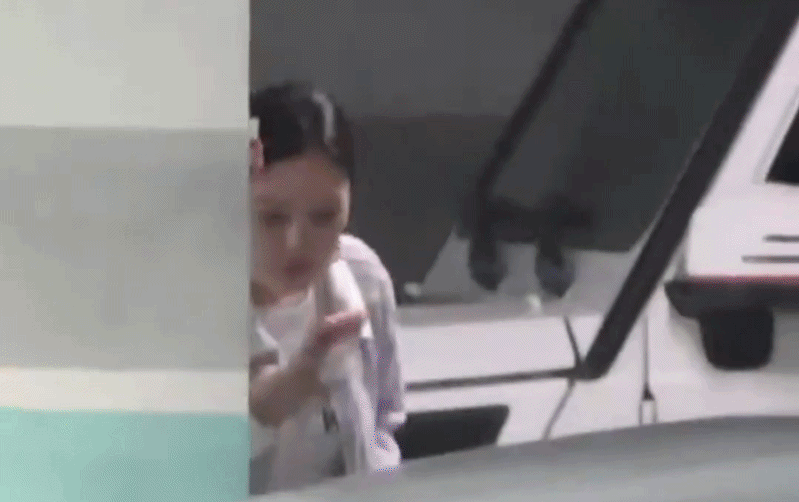 Nữ diễn viên cả nước biết mặt bí mật sinh con sau scandal nói dối chồng đi làm đẹp để cặp kè rapper kém 12 tuổi?