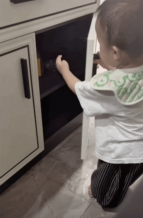 Pha 'nhập vai' xuất sắc của nhóc tì khiến dân tình người ngất: Cỡ này mà không tận mắt chứng kiến chắc mẹ phát khóc vì xót con mất