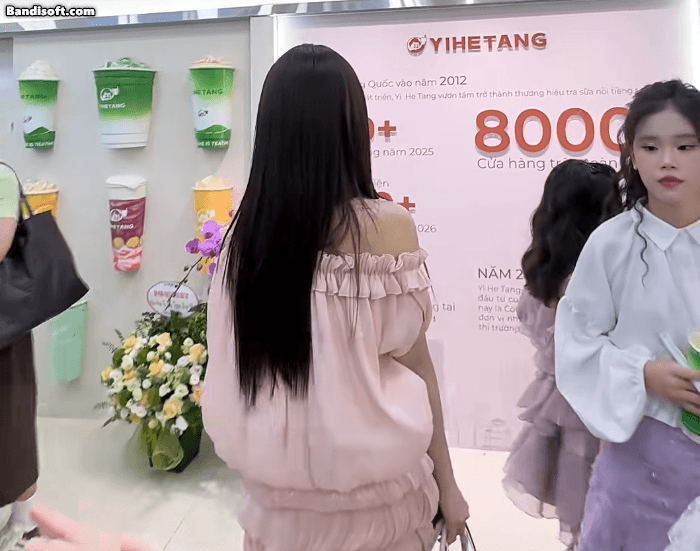 Hot rần rần mỹ nhân có gương mặt bướng nhất Vbiz: Càng ngông càng cuốn, độ sexy thì khỏi bàn