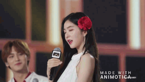 Đệ nhất mỹ nhân showbiz: Gương mặt sinh ra để cả thiên hạ nhung nhớ, mặc đẹp cũng là chuyện chẳng cần gắng sức