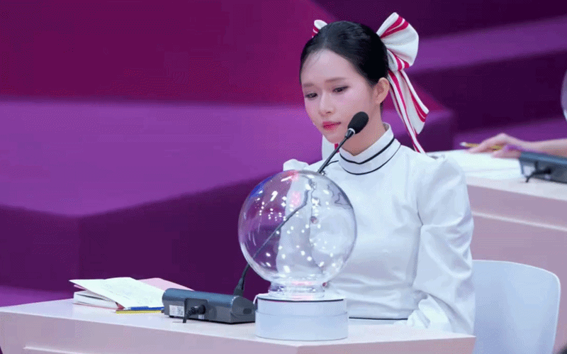 Danh tính thí sinh “mặt búng ra biểu cảm” trong show phép thuật của Dược Sĩ Tiến