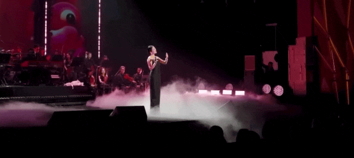 Ca sĩ Việt hát một show thu nửa tỷ: Chỉ nhờ giọng hát mà giàu kếch xù, 2 căn biệt thự gây choáng ở TP.HCM lẫn Hà Nội