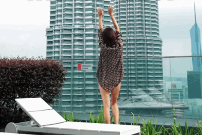 Nữ diễn viên tái hôn với nhân viên bảo bán hiểm lương gần 9 tỷ/năm, gara nhà đậu toàn Porsche - Lamborghini