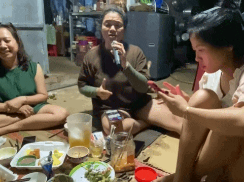 Giải pháp 'chống ồn' khi hàng xóm hát karaoke