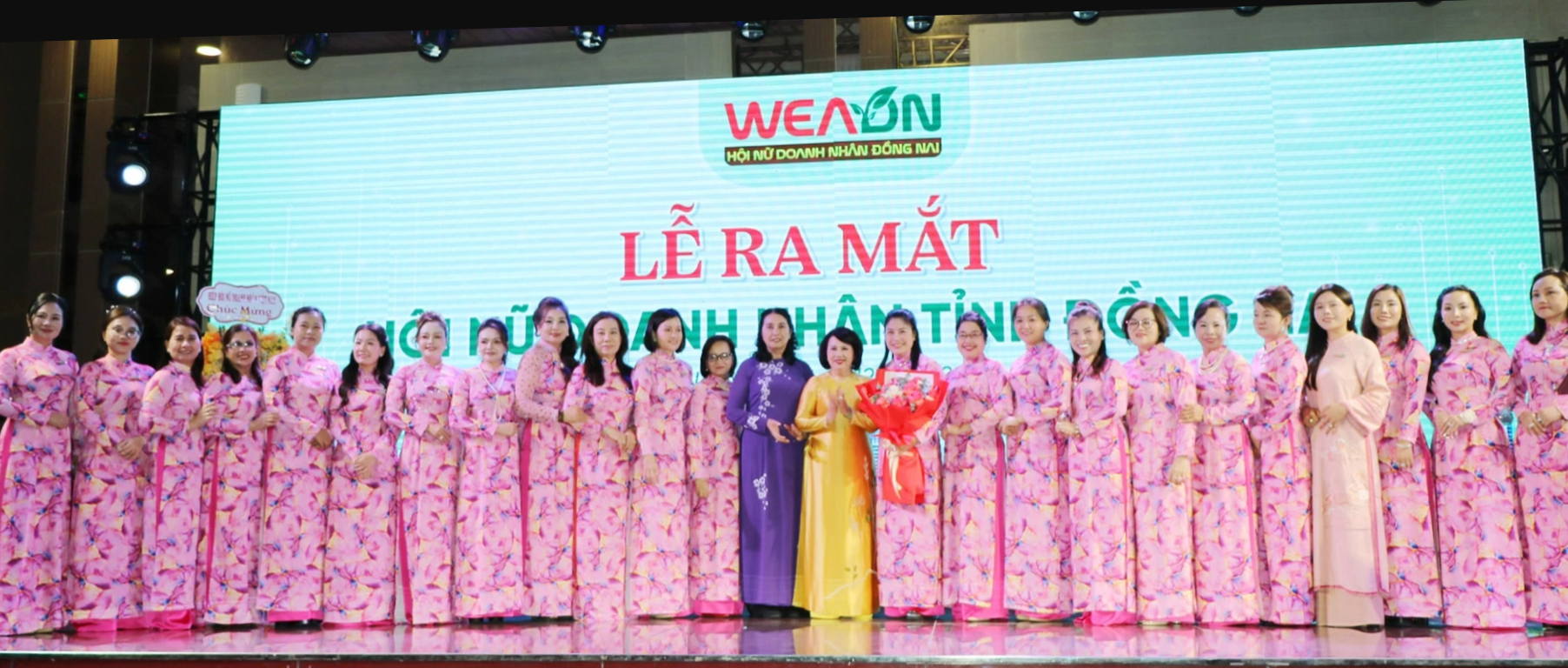 Ban Chấp hành Hội Nữ doanh nhân tỉnh Đồng Nai nhiệm kỳ IV chính thức ra mắt sau hợp nhất.