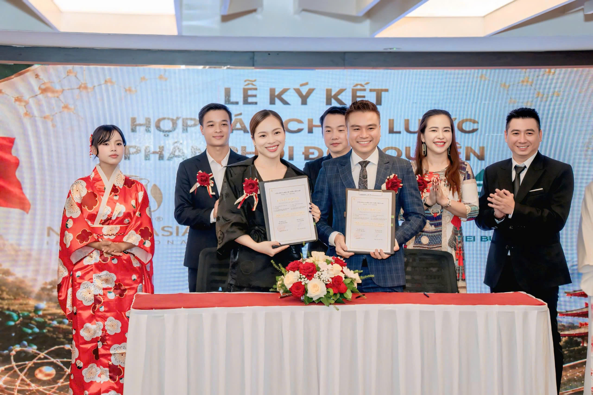 Vinaway Global ký kết hợp tác với Nichiei Asi: Đưa tinh hoa công nghệ cho sức khỏe Việt