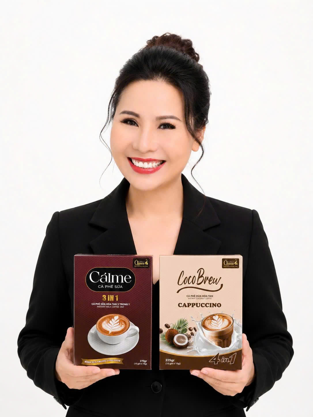 Queen Coffee vừa ra mắt sản phẩm cà phê hòa tan 3 trong 1 và cà phê dừa hoàn tan 4 trong 1.