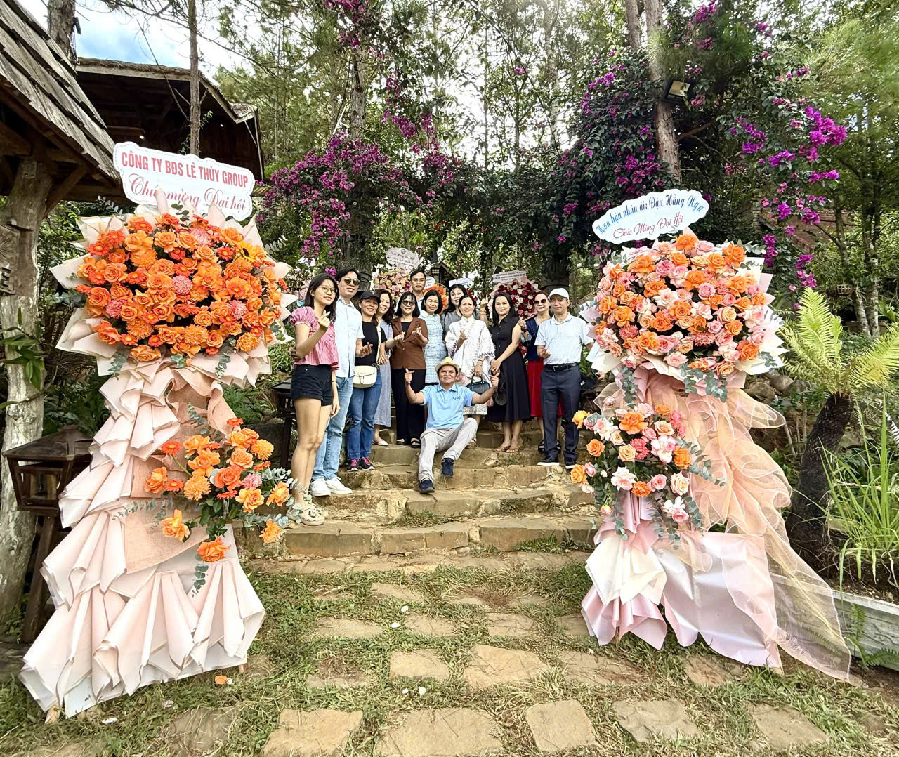 Cùng nhau tạo nên những kỷ niệm đáng nhớ tại Sóc House.
