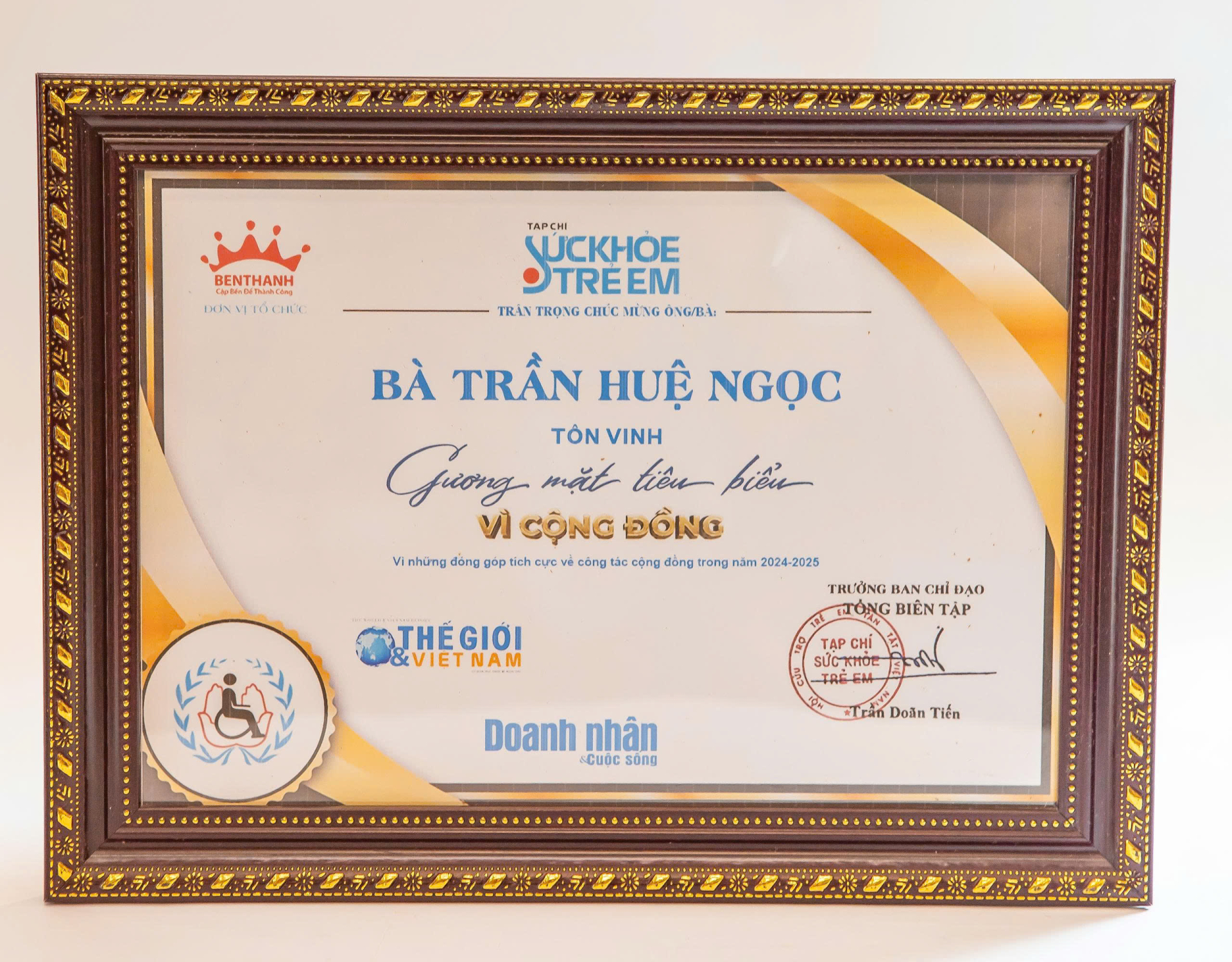 Doanh nhân Trần Huệ Ngọc với nhiều đóng góp tích cực về công tác cộng đồng