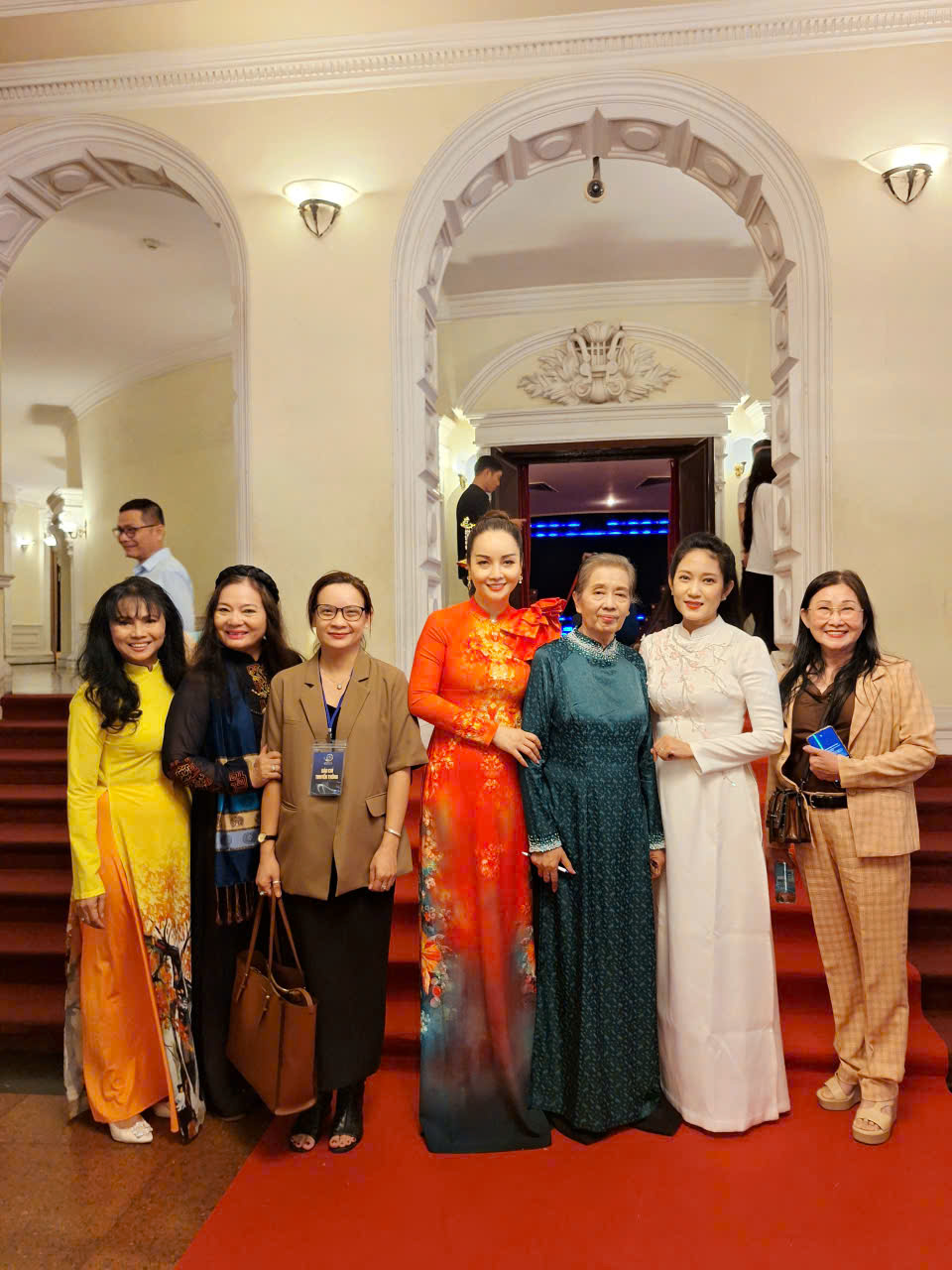 PGS.TS. NGƯT. Phan Thị Bích Hà cùng các khách mời tại Liên hoan Phim ngắn TP.HCM lần II – năm 2026.