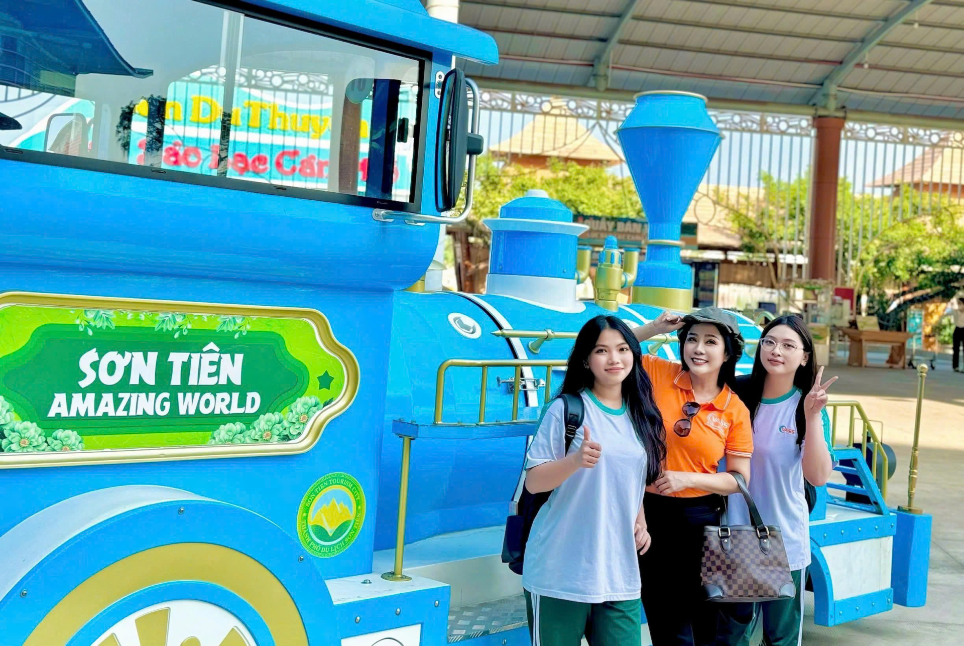 Một ngày cùng cô Hiệu trưởng trải nghiệm, khám phá và rèn luyện kỹ năng dã ngoại