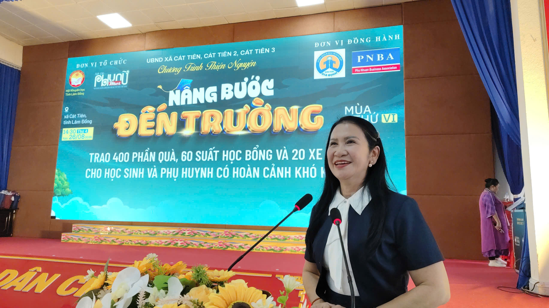 Bà Tôn Thị Ngọc Hạnh, Ủy viên Ủy ban MTTQ Việt Nam tỉnh, Chủ tịch Hội Khuyến học tỉnh Lâm Đồng, Phát biểu tại chương trình.