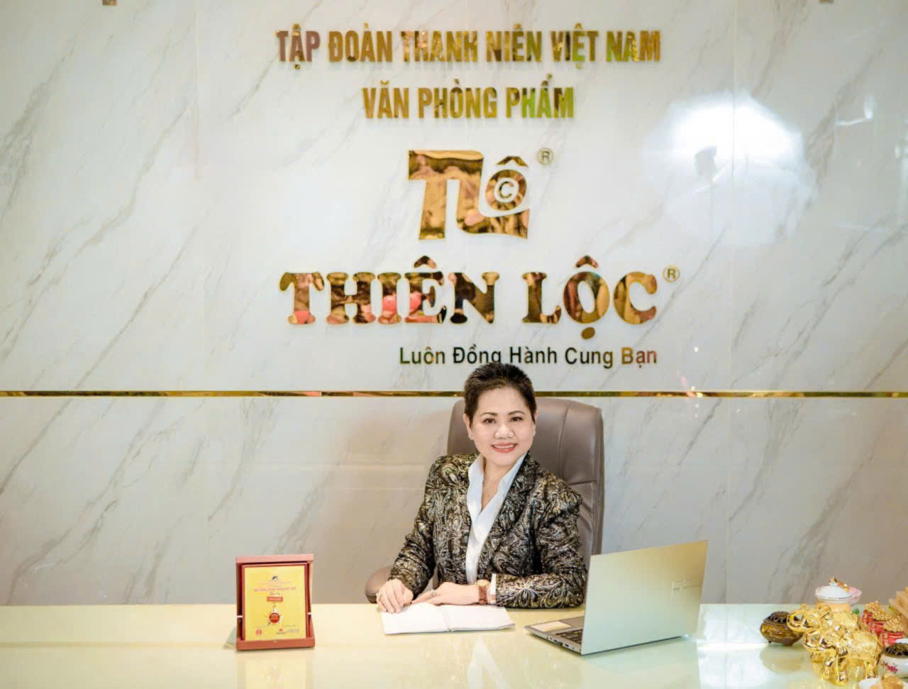 Doanh nhân Trần Huệ Ngọc, nhà sáng lập Thương hiệu Văn phòng phẩm - Bút Bi Thiên Lộc