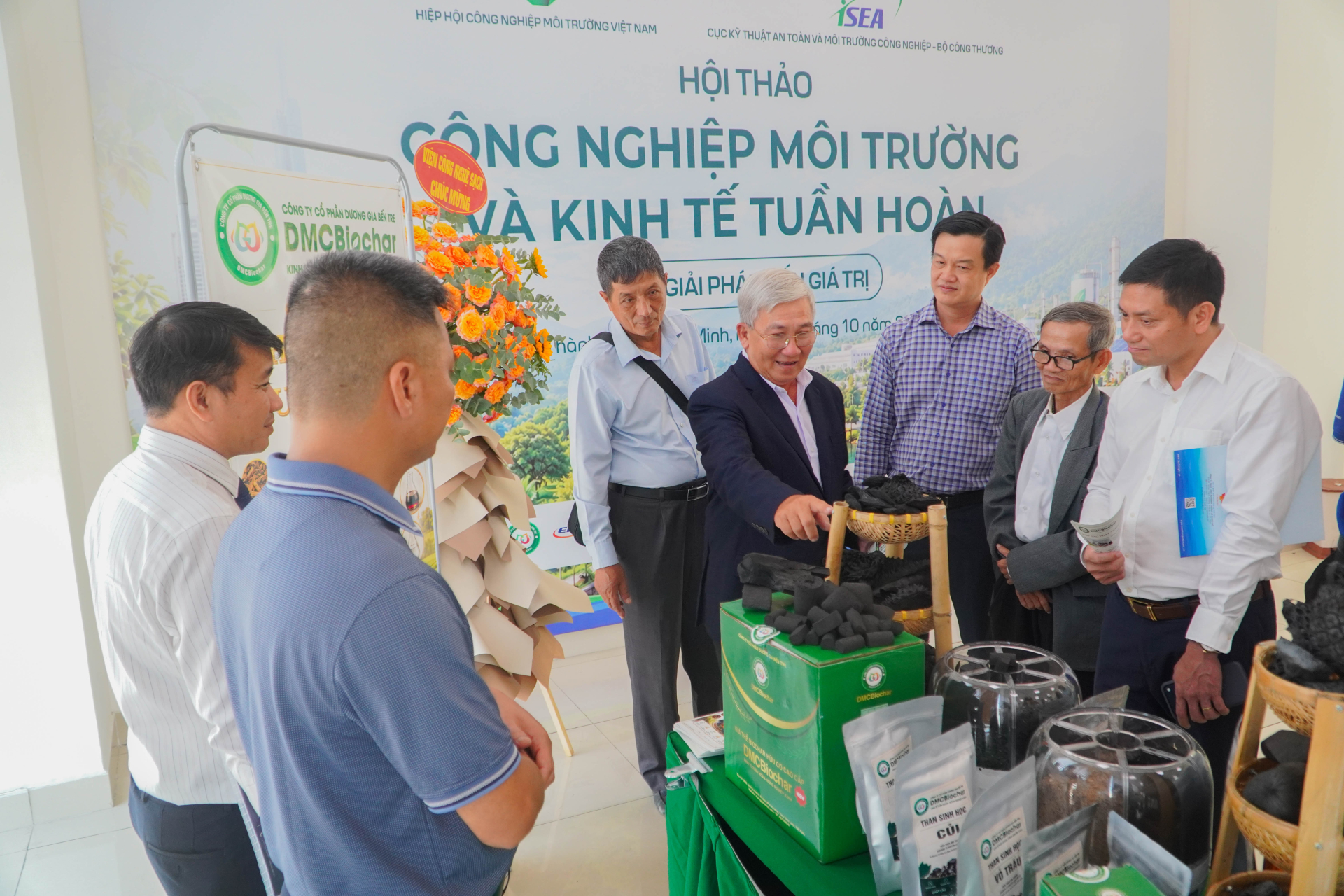 Không gian trưng bày “Công nghệ và giải pháp vì một nền công nghiệp xanh”