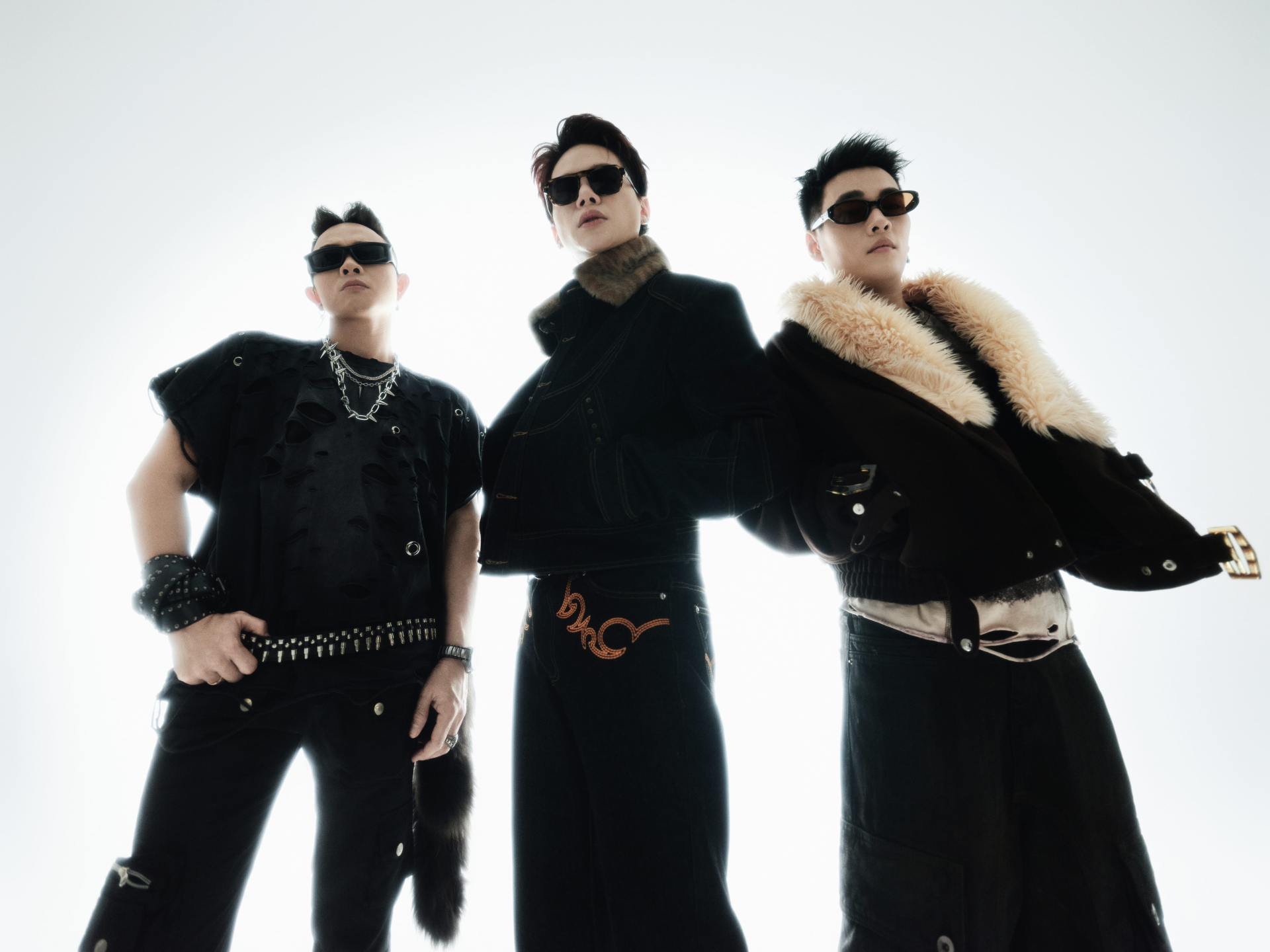 Một nhóm nhạc đình đám gắn liền với thanh xuân nhiều thế hệ khán giả Việt sắp trở lại sau 15 năm