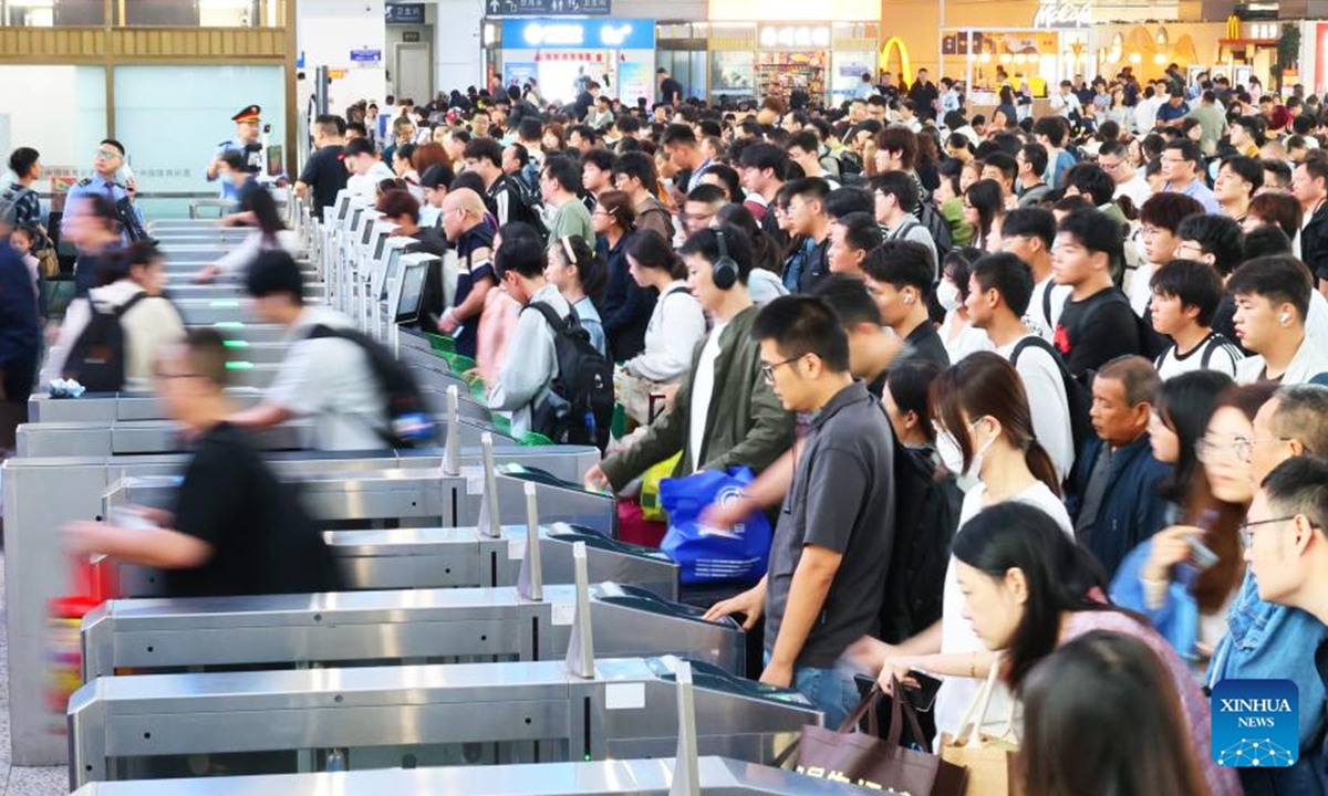 Chỉ vài ngày nữa sẽ có 9,5 tỷ lượt người cùng di chuyển ở 1 nơi: Phá vỡ kỷ lục, làm nên “cuộc di cư lớn nhất trong lịch sử”