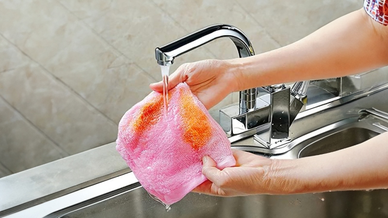 khan-lau-bep-sach-nhu-moi-voi-chi-3-buoc-gon-gang-202405081045165454