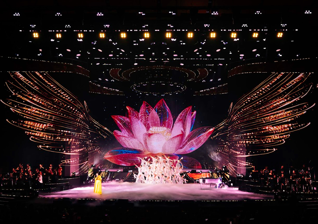 Tổng đạo diễn Hoàng Công Cường: 'Lần này, tôi dành nhiều tâm sức vì những trái tim đã đi rất xa để tìm về hai chữ quê hương'