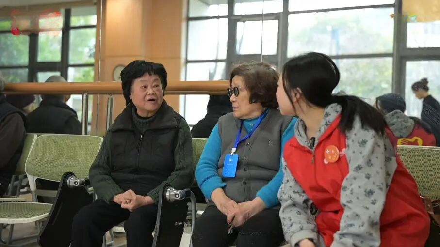 Cô gái sinh năm 2001 sống trong viện dưỡng lão 2 năm, chỉ cần trả 700.00 đồng/tháng: “Tôi thấy tương lai thật tươi sáng”