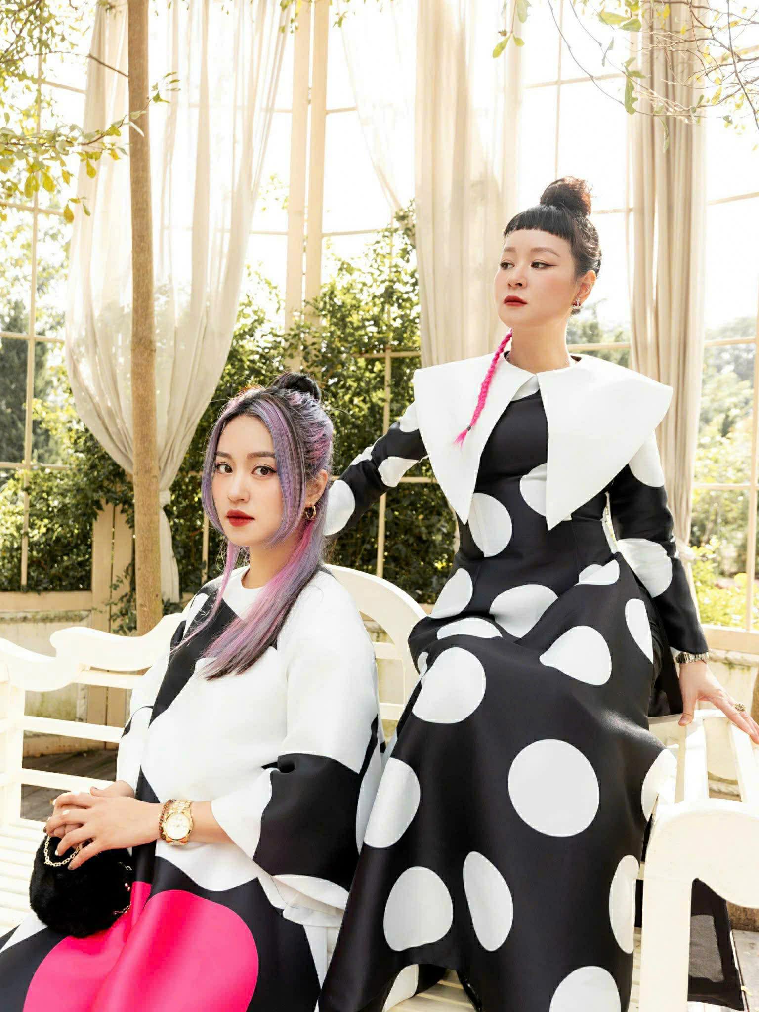 NTK Linh Moon và Mi Vân