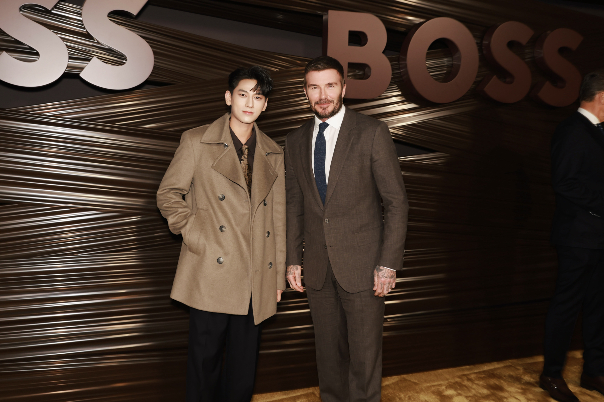 Ca sĩ Isaac và David Beckham