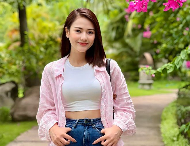 Mỹ nhân VTV được chồng là đồng môn, đồng nghiệp si mê, yêu chiều, không ghen khi đóng cảnh tình cảm