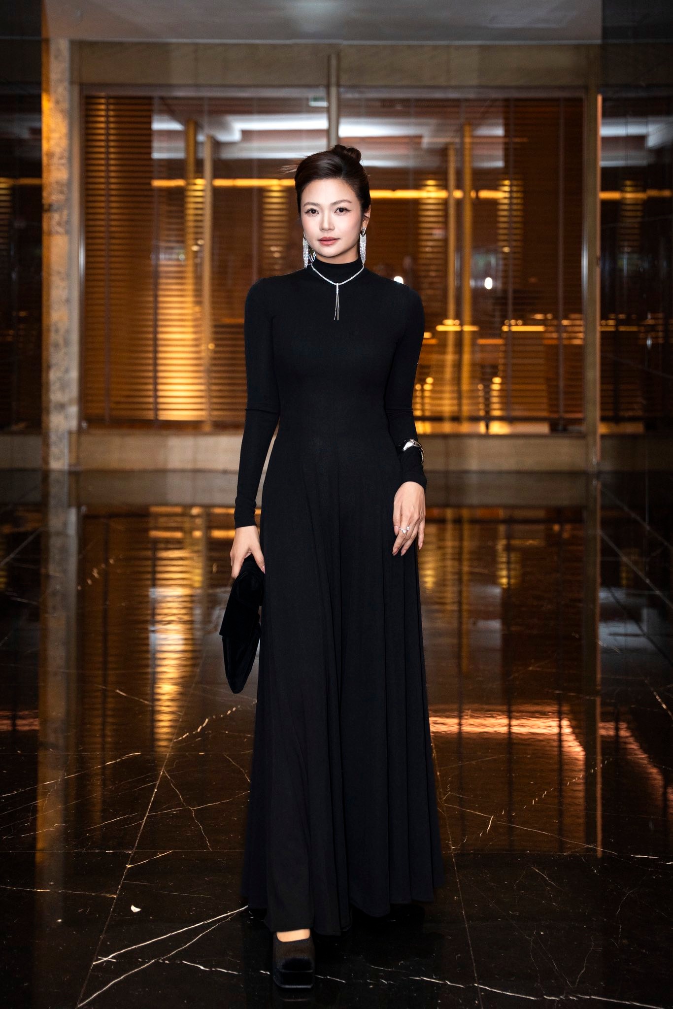 NSƯT, Đạo diễn sân khấu rao bán nhà 16 tỷ ở sát Hồ Tây