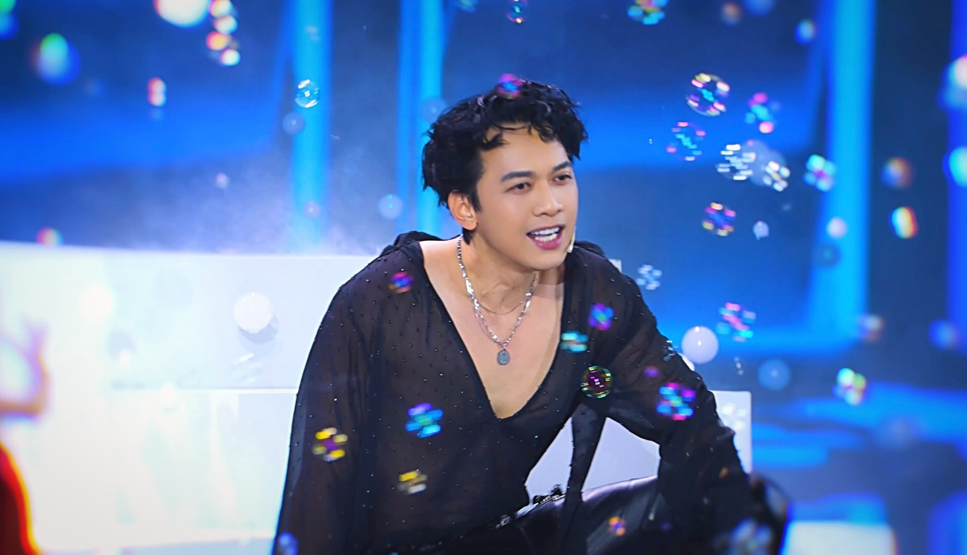 Hàng triệu người Việt bàn luận về 4 người đàn ông này trong ngày 8/3