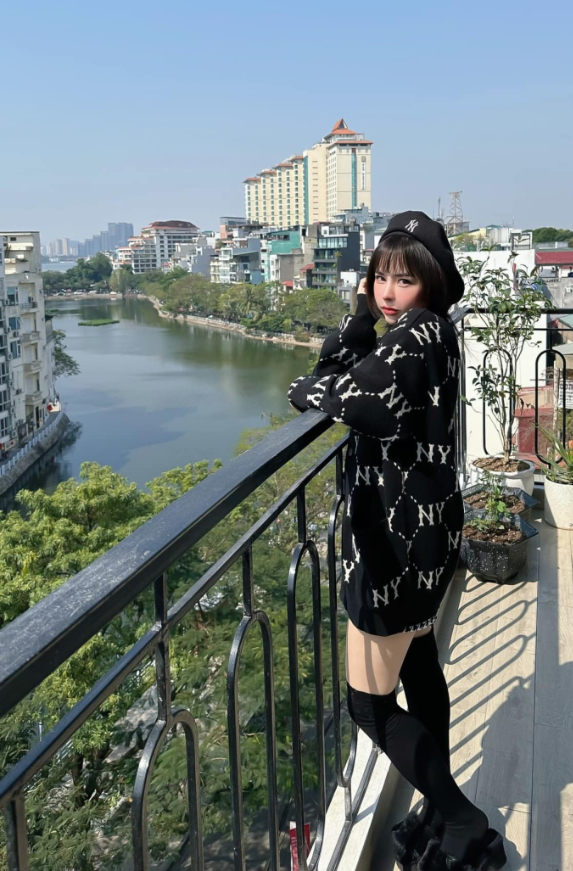 View triệu đô nhìn từ ngôi nhà của vợ chồng Bạch Lan Phương