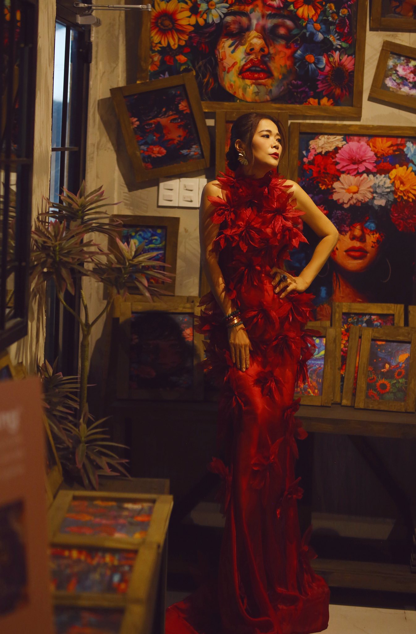 Nữ đại gia Vbiz là phó chủ tịch tập đoàn dược, sở hữu vài biệt thự nghìn m2: Tuổi U55 thích làm 