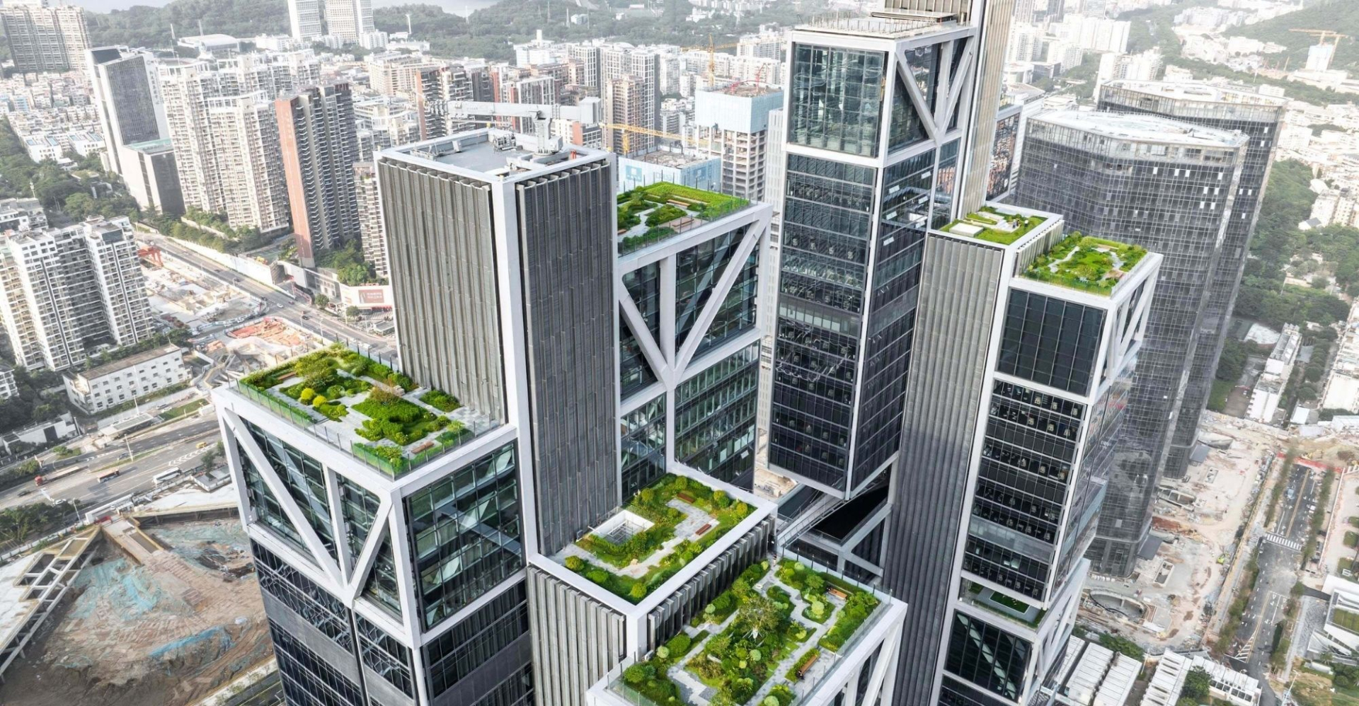 Công ty đáng mơ ước nhất lúc này: Nhân viên mới nhận 5 phần lương, thu nhập lên đến 1,3 tỷ đồng/năm, nghỉ việc vẫn có quà Tết