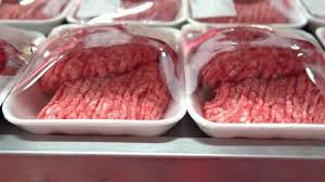 Nhiều người thích mua vì tiện nhưng nhân viên siêu thị nói thẳng: 5 loại thực phẩm này càng bắt mắt càng phải nhìn kỹ