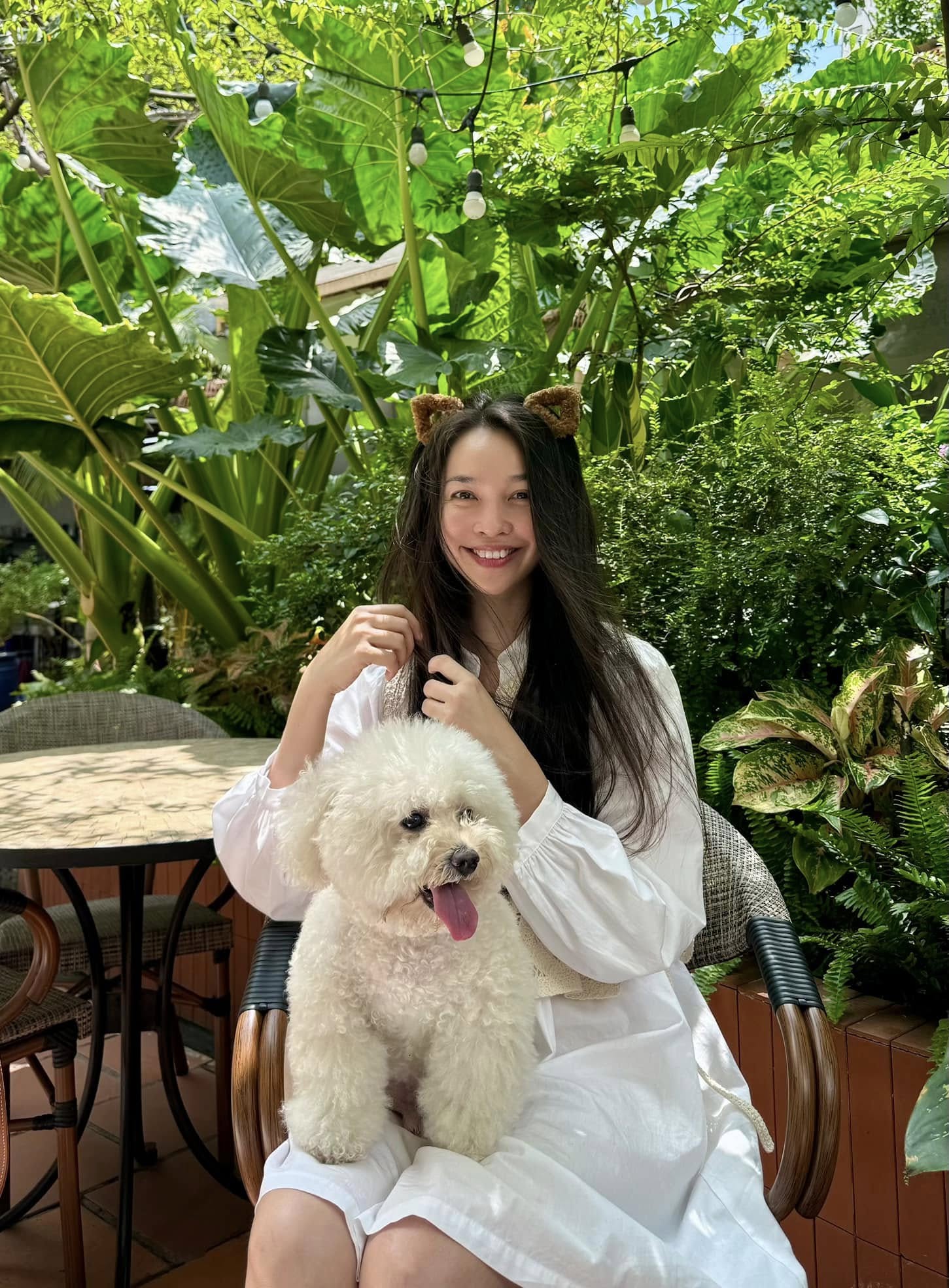 Nữ ca sĩ sở hữu bản hit “sống được 200 năm”: Làm mẹ đơn thân từ năm 21 tuổi, muốn vào viện dưỡng lão khi về già