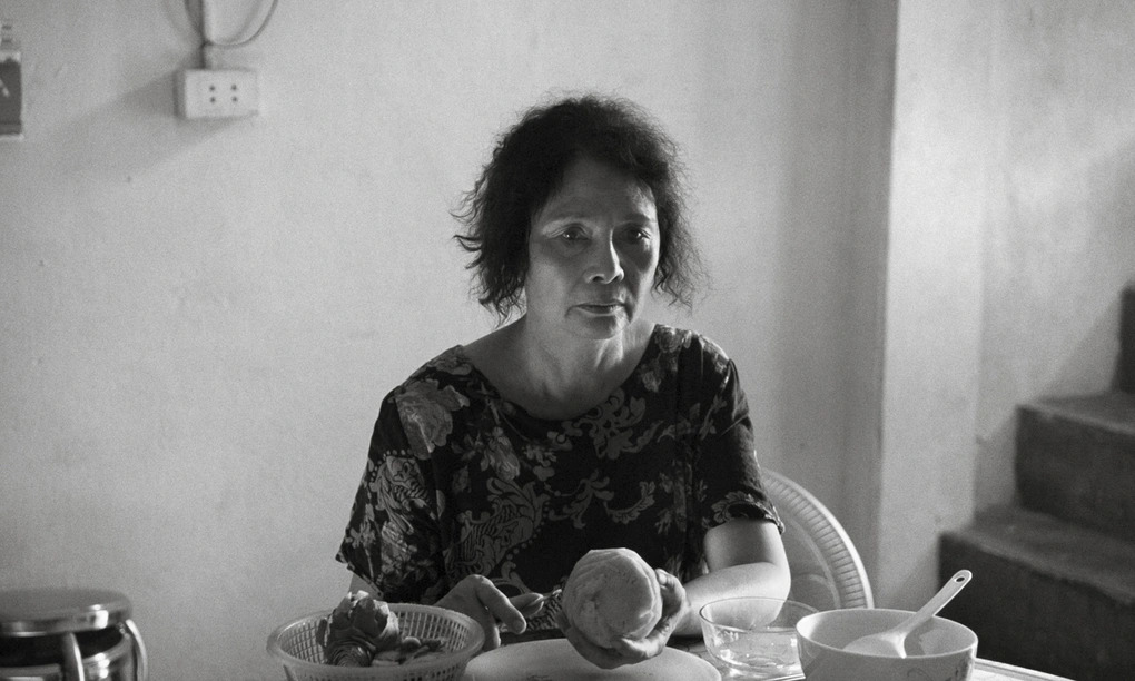 Nữ NSND nổi tiếng sống một mình trong căn hộ 70m2 tại Hà Nội, tuổi 70 được con gái âm thầm tìm bạn trai, mời sang Mỹ