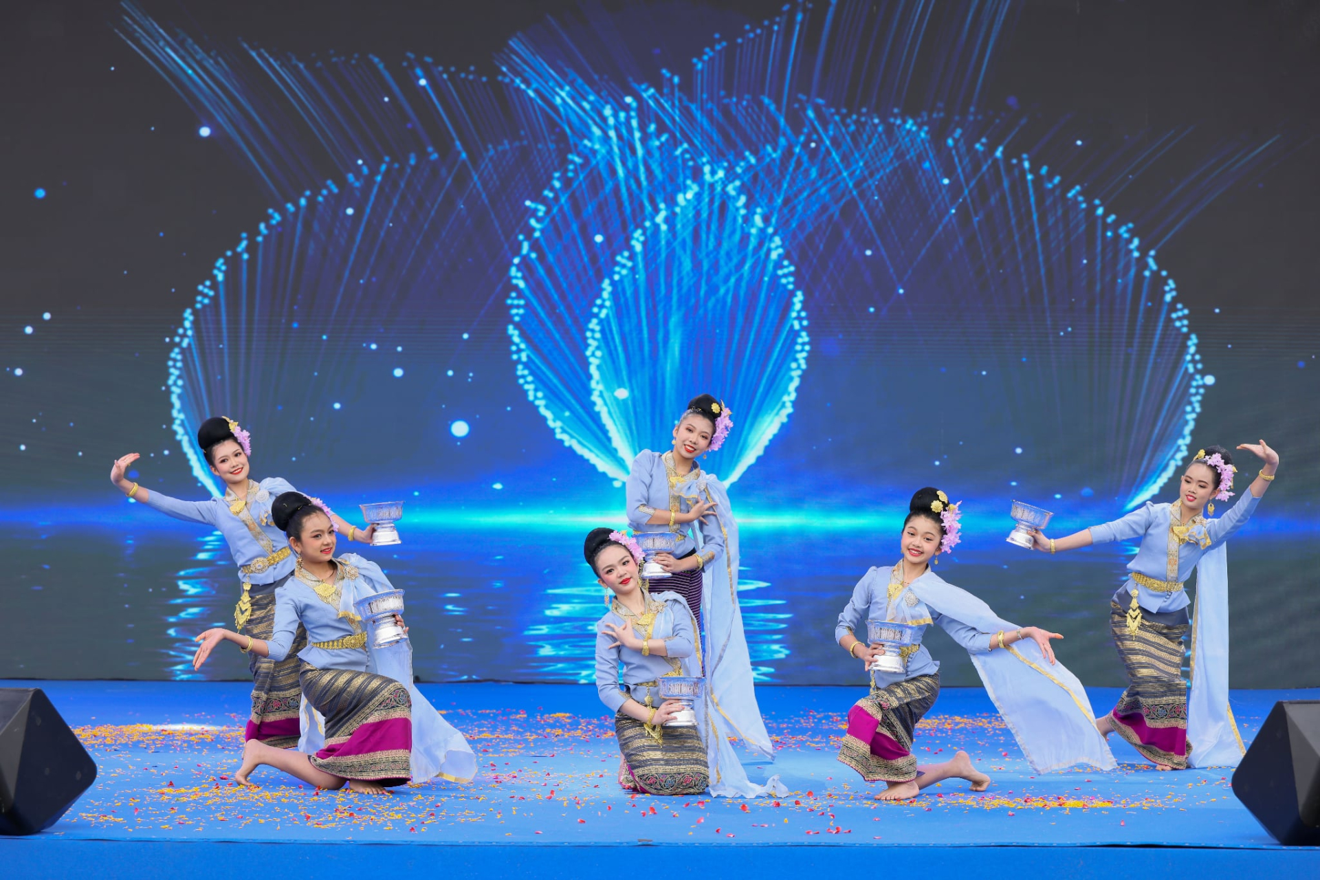 Từ ngày 27 - 29/3, người dân Hà Nội đón tin cực vui