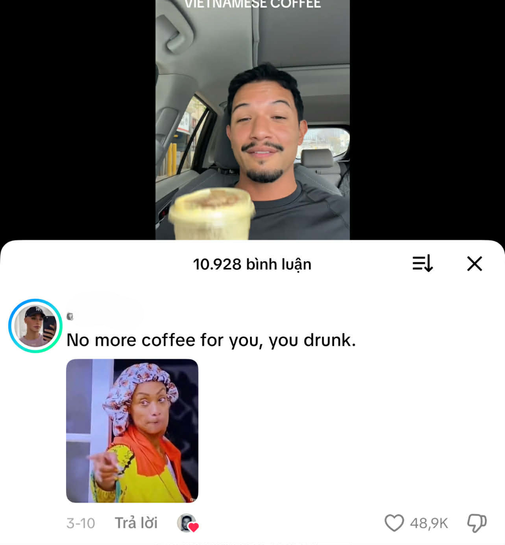 TikToker người Mỹ không thể ngừng cười khi thử 1 loại đồ uống Việt Nam, dân mạng: “Đừng uống nữa, trông bạn như say rồi”