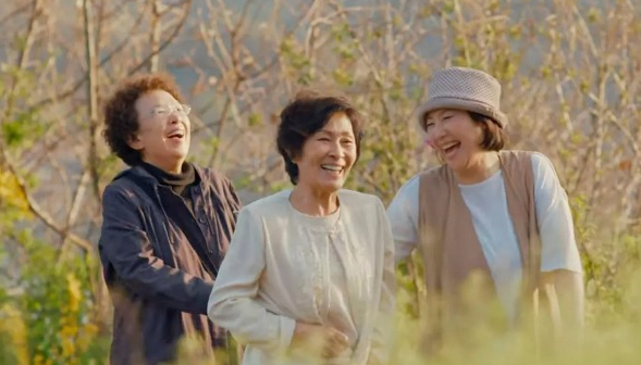 Cả đời bận rộn, nghỉ hưu 1 tuần tôi mới hiểu: Càng ít bận tâm, cuộc sống càng giàu có