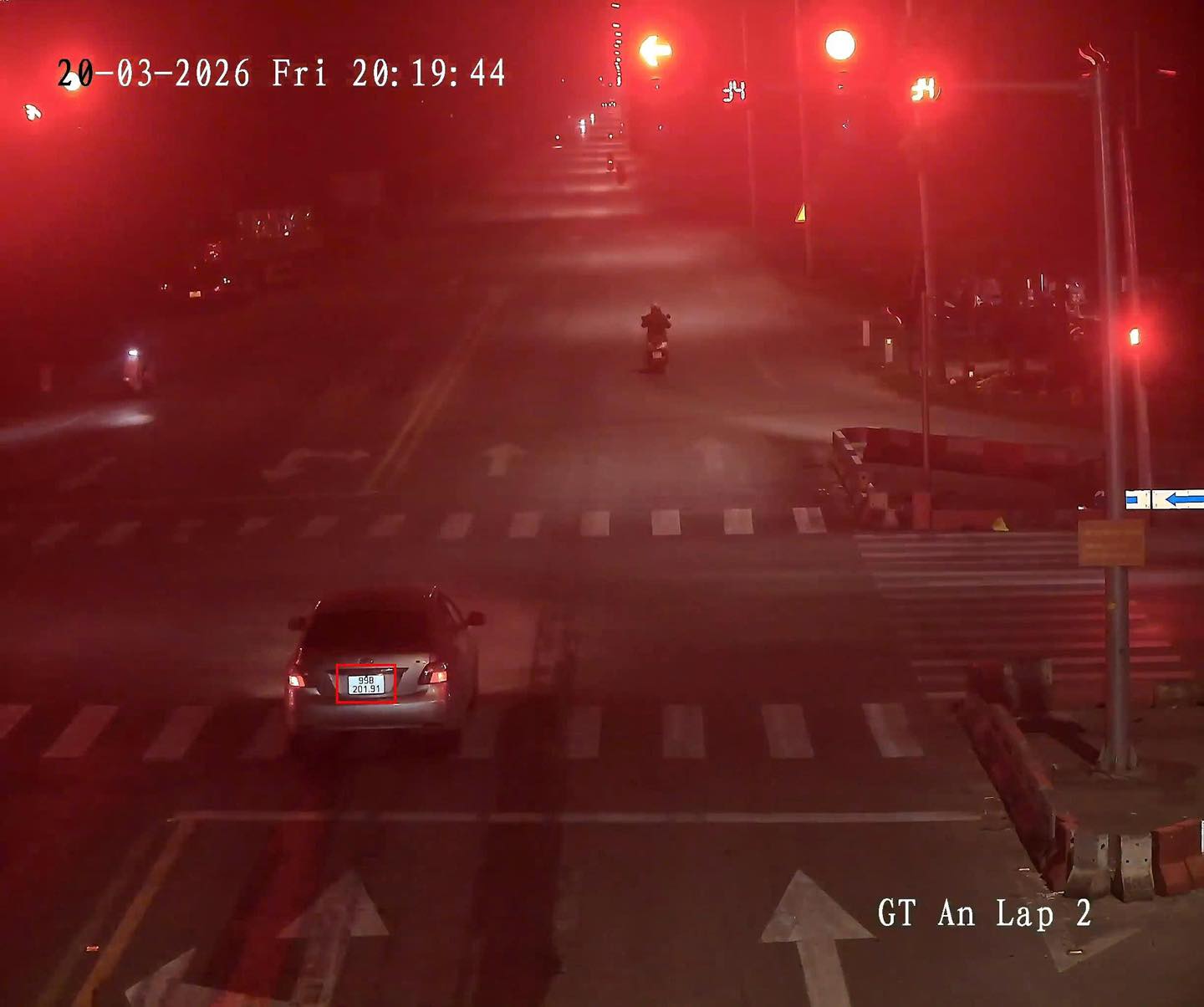 Ô tô vượt đèn đỏ. Ảnh: Phòng CSGT Công an tỉnh Bắc Ninh