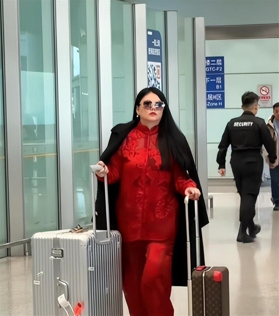 Lý Tương trước khi xảy ra biến cô bị khóa MXH 2 tháng