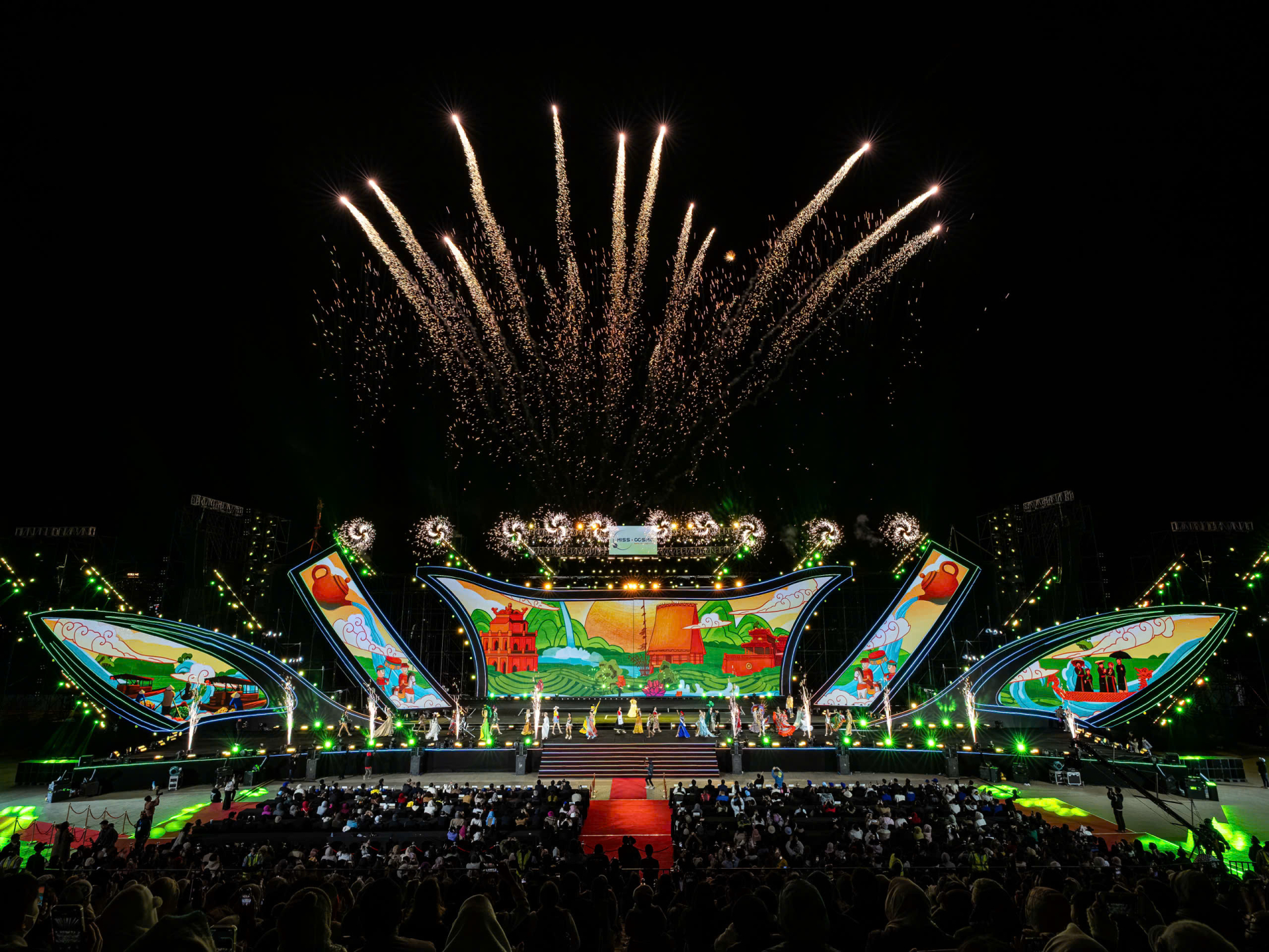 Những sân khấu do Quỳnh Lê làm đạo diễn