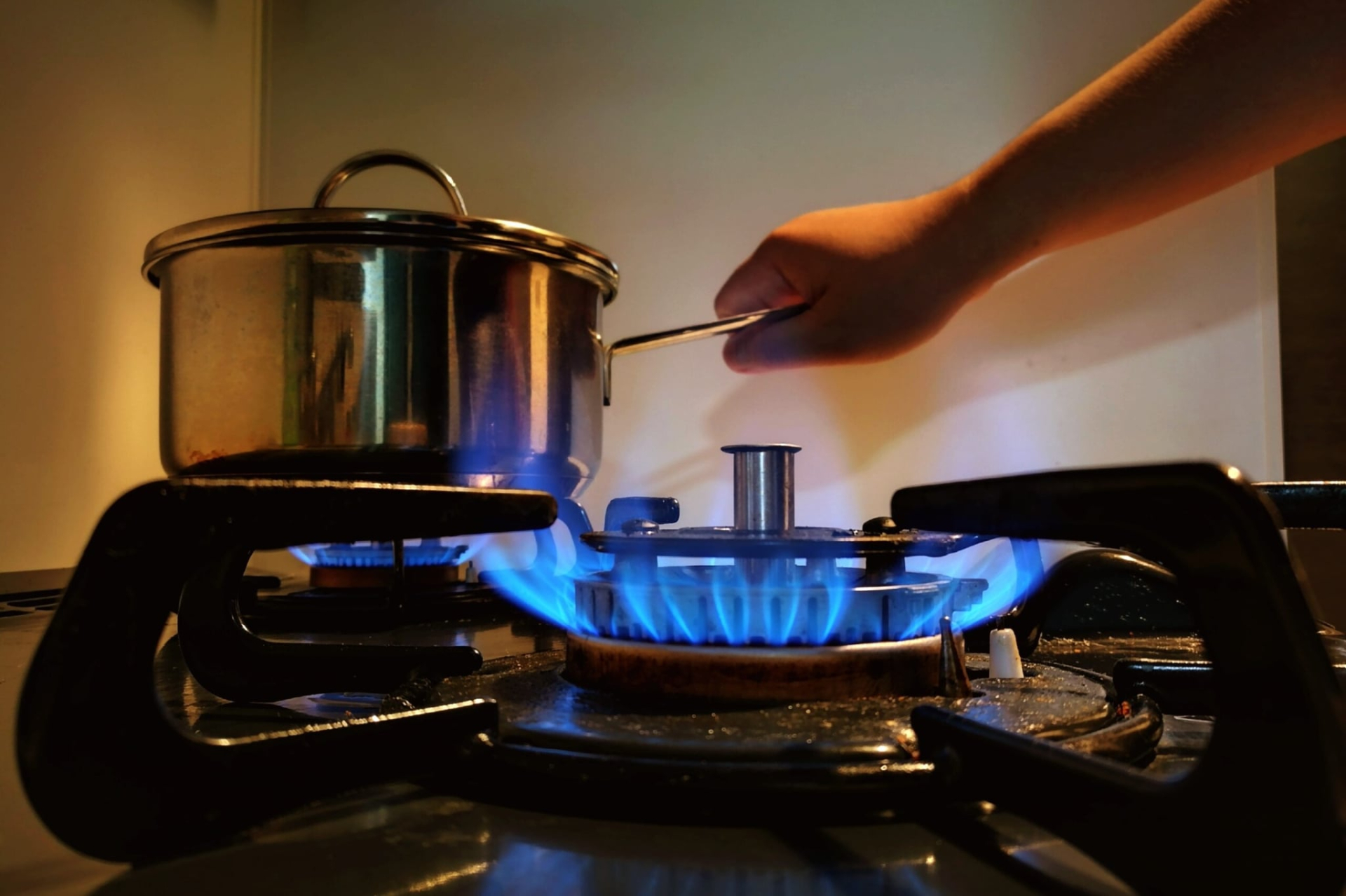 Cảnh báo đặc biệt đến các gia đình đang dùng bếp gas