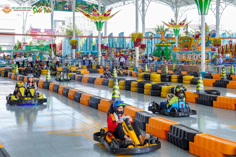 Xe đua Go Kart - Trò chơi cảm giác mạnh mới ra mắt năm 2026 tại Suối Tiên phù hợp với người lớn và trẻ em