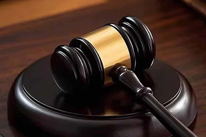 Khách thuê nhà giá 15 triệu đồng/tháng không trả tiền đúng hạn, chủ nhà liền cắt điện nước gây áp lực, tòa án tuyên bố: Không nên làm vậy!