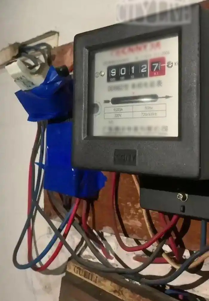 Thuê trọ 9 năm mới phát hiện đã trả thừa cho chủ nhà gần 400 triệu đồng tiền điện