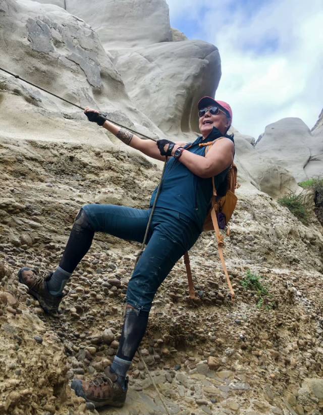 Bà cụ 70 tuổi trẻ như U40 nhờ duy trì 3 thói quen trong hơn 20 năm