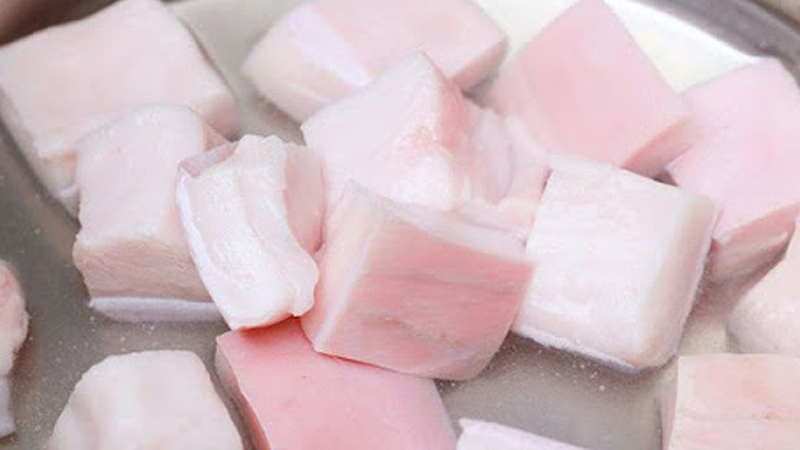 Lời khuyên đến các gia đình đang sử dụng mỡ lợn để nấu ăn